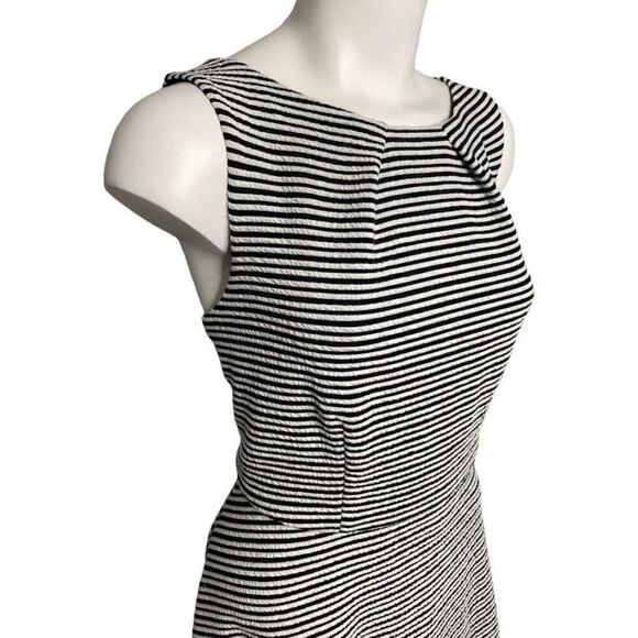 Elle Black White Stripe Pleated Neck Fit & Flare Dress Sz Large - Picture 2 of 9